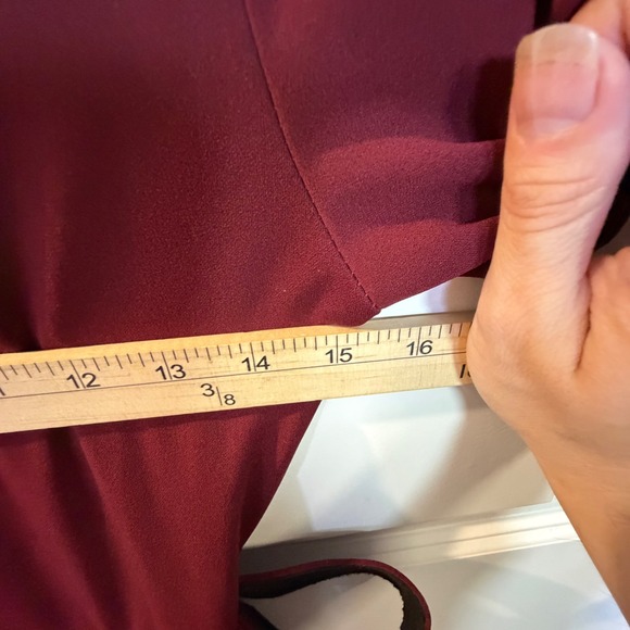 Melitea Women Short Sleeve Belted Midi Dress Burgundy Made in Italy Size 19 - Picture 6 of 6